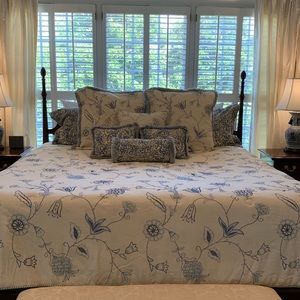 Rose Tree Home King Comforter set
